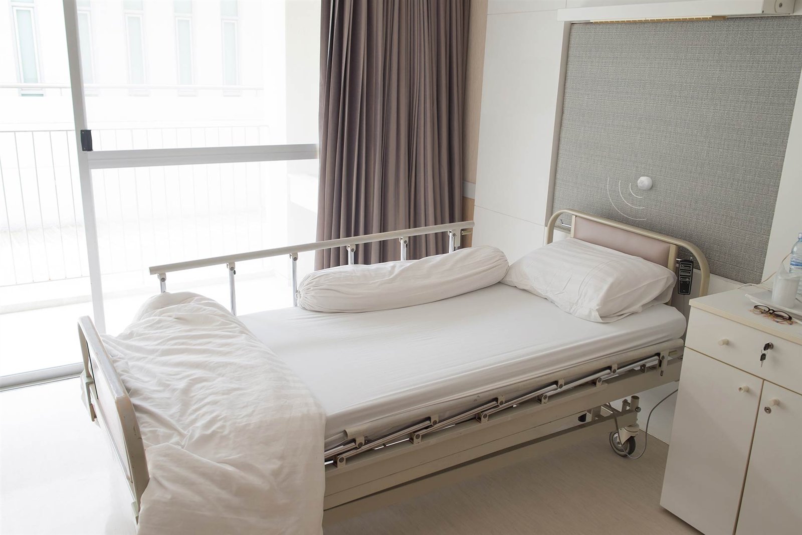 XK300 sensor in a care room